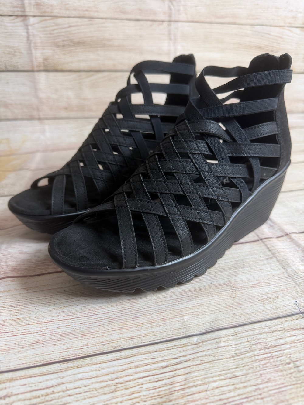 Skechers Parallel Dream Queen shoes, black strappy wedge  size 7